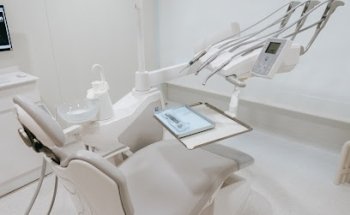 NOGUERA CLÍNICA DENTAL