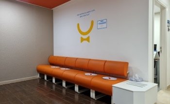 Clínica Dental Adeslas