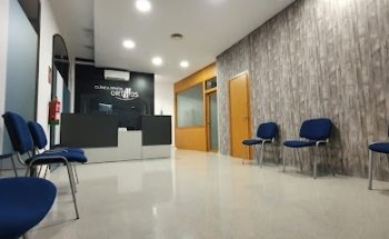 Clínica Dental Orthos