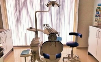 Clínica Dental y Podológica Ciudad Fallera