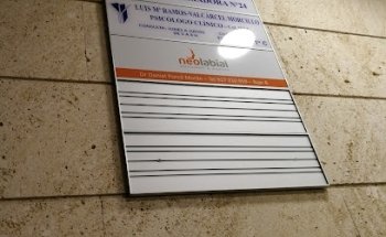 Neolabial