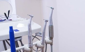 Clínica Dental Del Campo