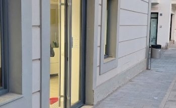 CLÍNICA DENTAL L'ESCALA PERAN LORENTE