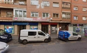 Clínica Dental Adeslas