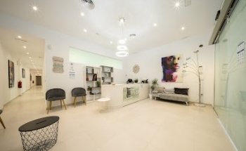Clínica Dental Del Turia