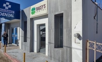 Tracey’s Dental