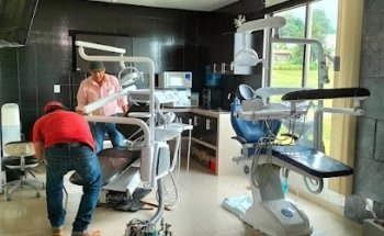 CLINICA DENTAL COSMO