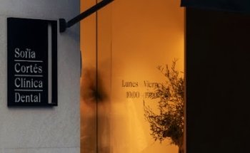 Sofía Cortés Clínica Dental | Estética Dental | Carillas Dentales | Ortodoncia Invisible