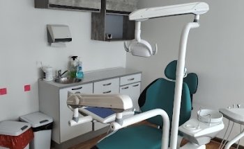 Clínica de Especialidades Dentales