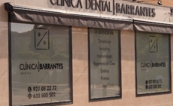 Clínica Dental Barrantes - Especialistas en Ortodoncia Cáceres