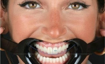Oval Dental Clinic