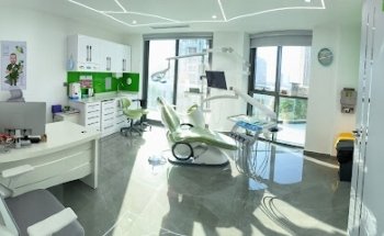 SmileWorks For Dental Surgery Clinic LLC