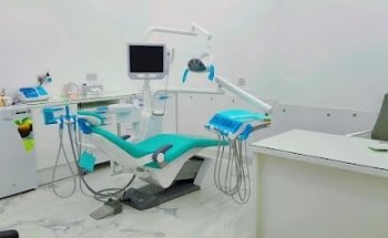 Smile Zone Dental Centre LLC