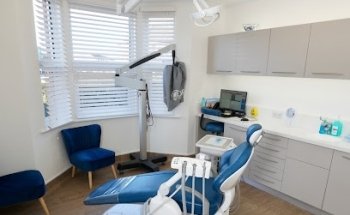 Triangle Dental