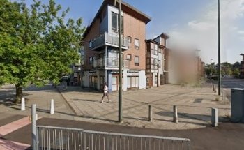 Pembroke Dental & Implant Centre