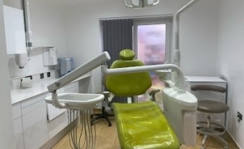 Paulton Dental & Implant Centre