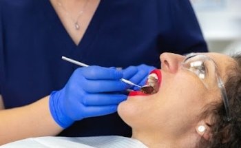 Emicare Dental & Spa