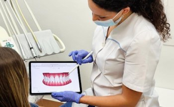 Clínica Dental Dr. Ivan Ayerbe
